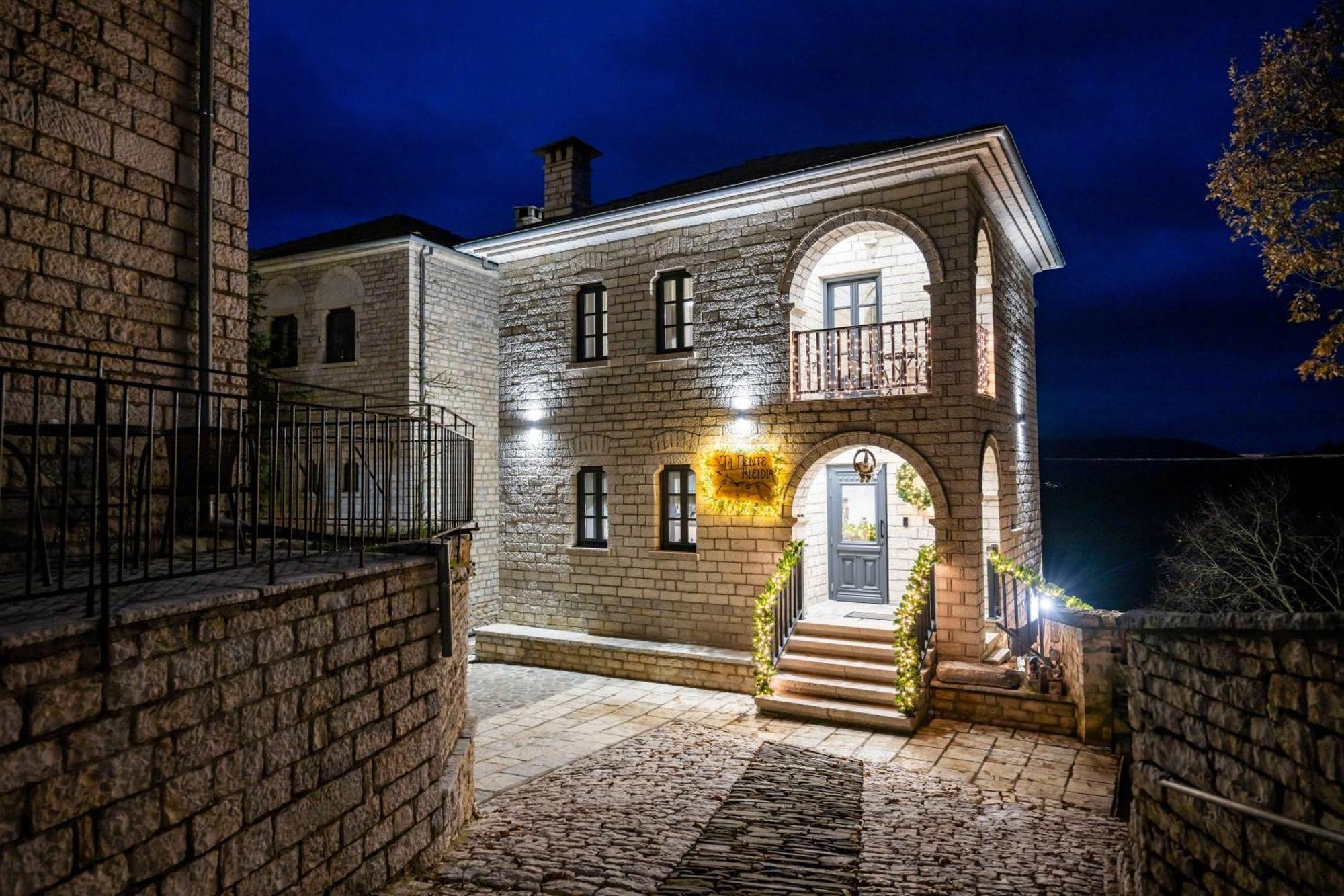 The Five Keys Hotel Monodendri Eksteriør billede